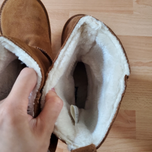 BNWOT American Eagle Brown faux fur winter boots size 5 - Picture 9 of 12